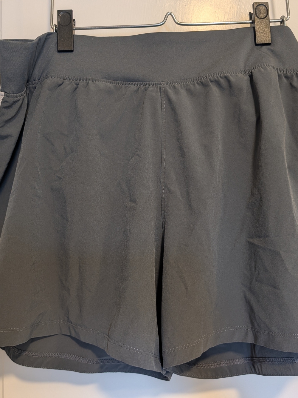 Under Armour XXL Gray Fly-By 2-in-1 Running Shorts Built-in Brief Zip Pocket